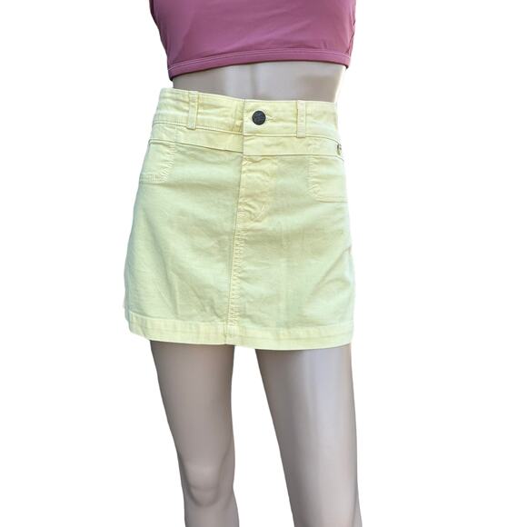 New Citizens of Humanity Women's Yellow Flat Front Denim Mini Skirt Size 29 - Picture 1 of 10